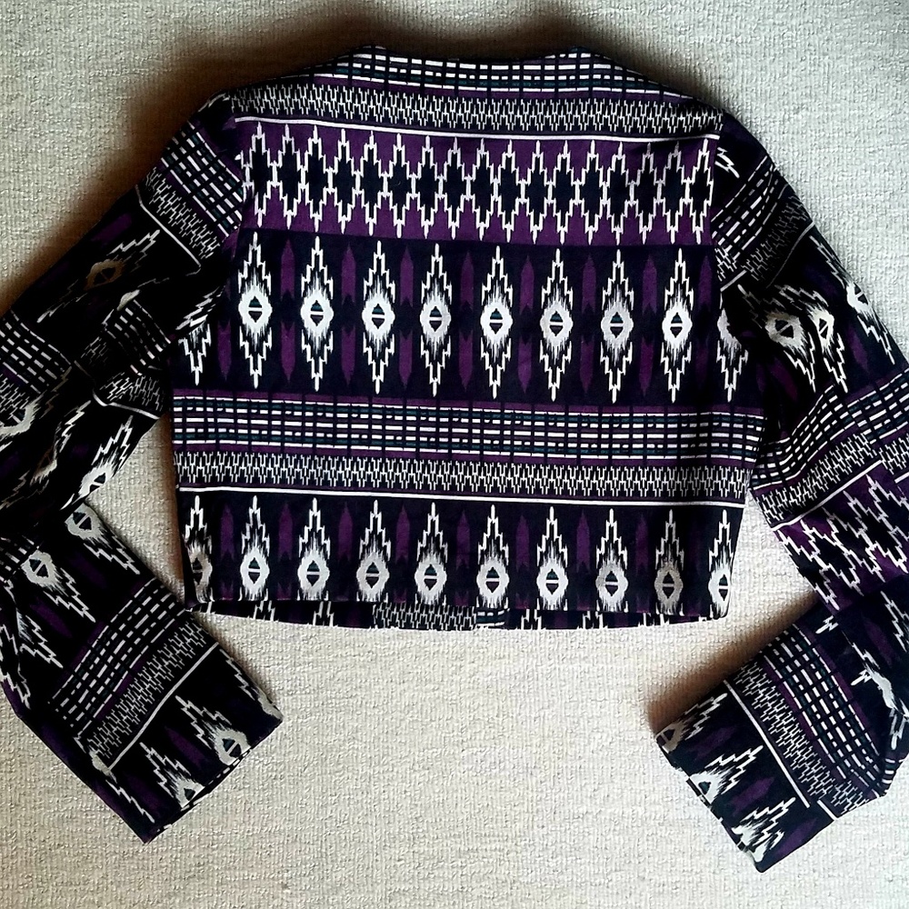 Cropped Aztec Pattern Jacket - Picture 2 of 4